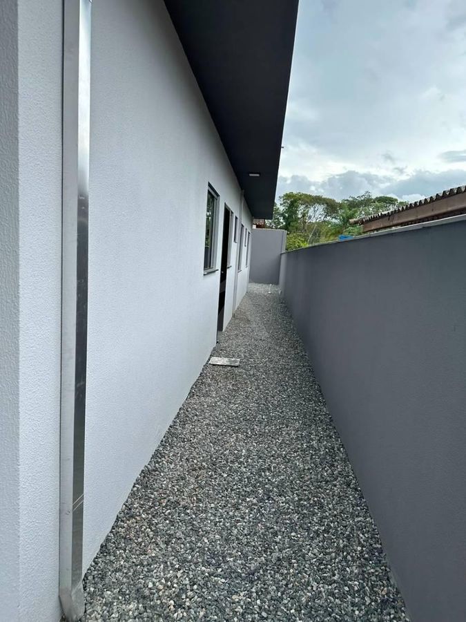 Casa, 2 quartos sendo 1 suíte, bal itamar