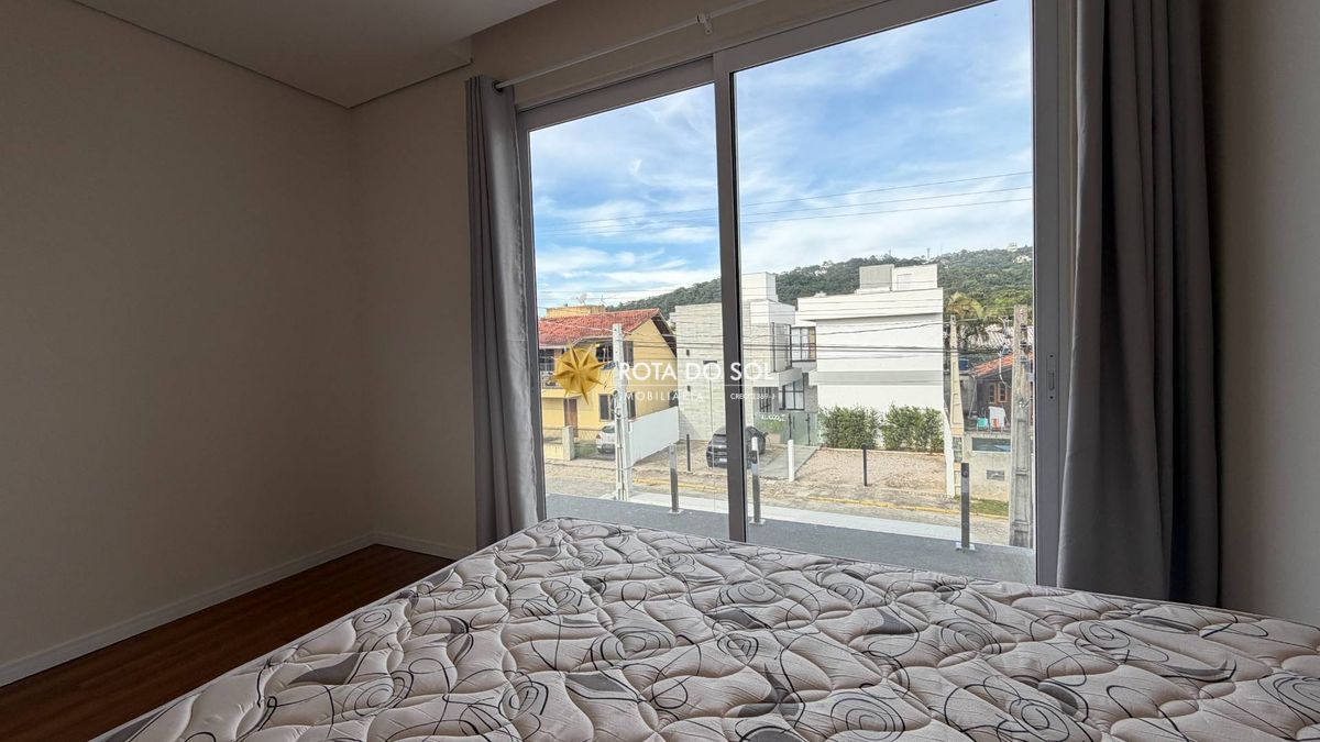 Casa 3 Dormitórios Praia Bombas Bombinhas SC - 14