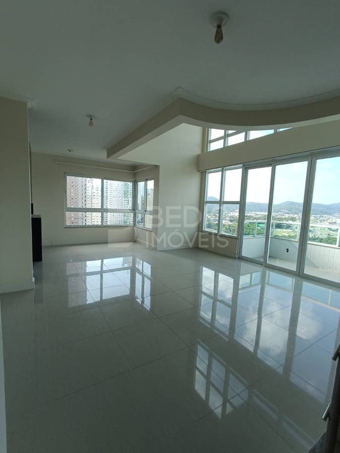 Apartamento de 3 quartos, 150m² no bairro Centro, em Balneário Camboriú | Eu Corretor