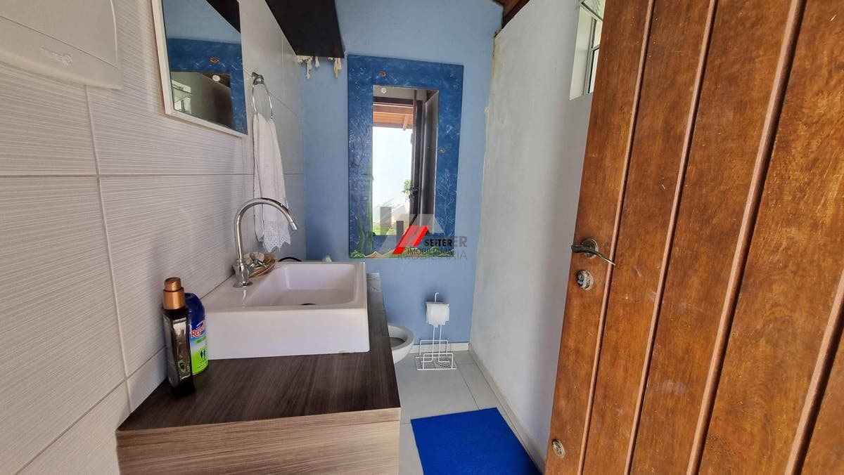 Casa de 3 suites a venda Lagoa da Conceiçao Florianopolis com 352 metros de area util