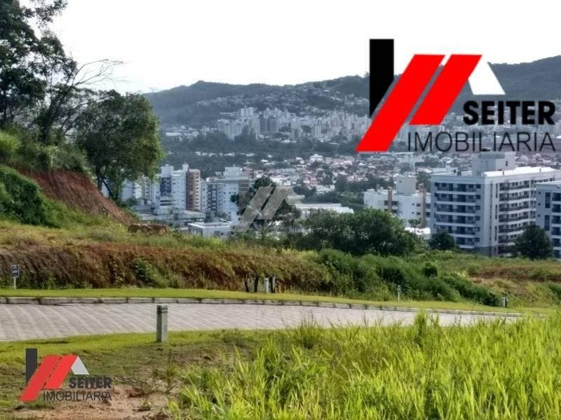 Terreno a venda em Florianopolis Itacorubi em localização previlegiada