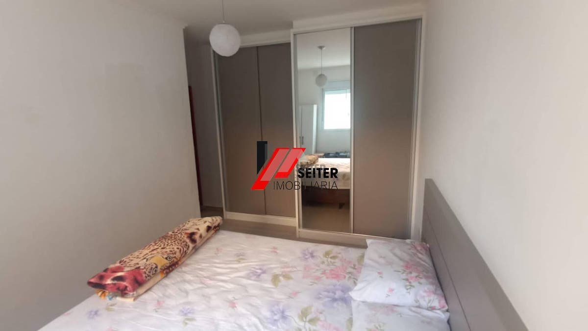 Apartamento à venda com 2 dormitórios no Campeche Florianópolis
