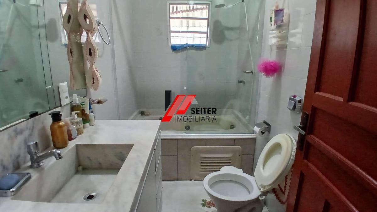 Casa à venda na trindade florianópolis
