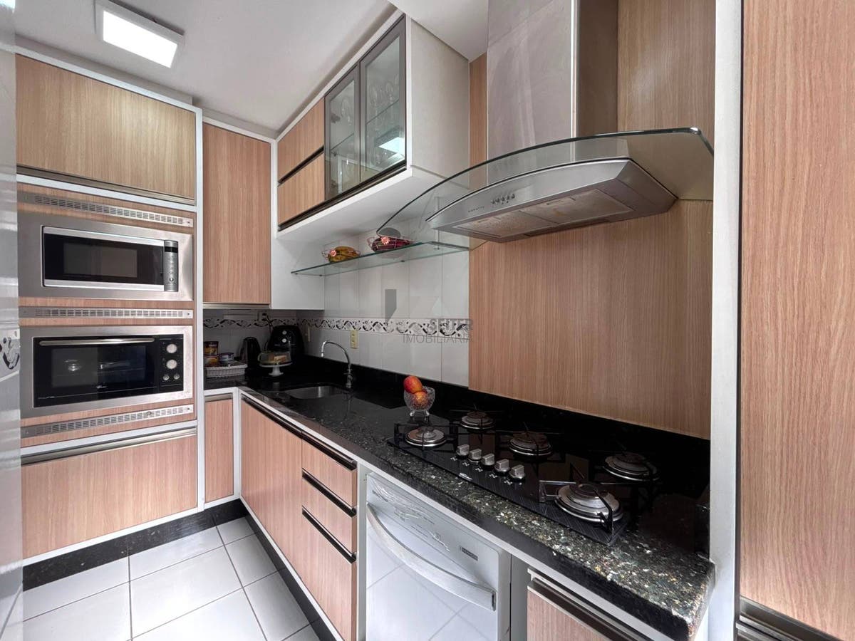 Apartamento à venda na Agronômica Florianópolis