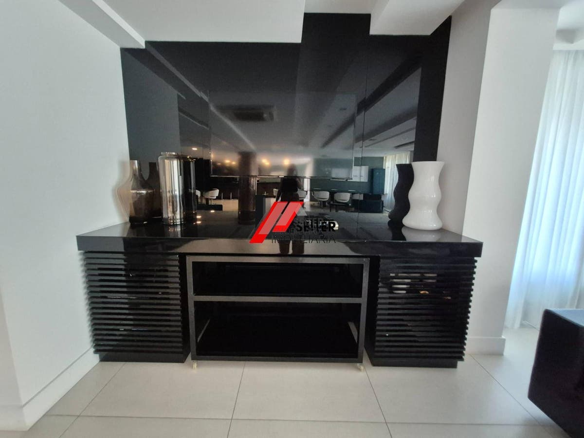 Apartamento de 2 quartos para alugar na Agronômica florianópolis