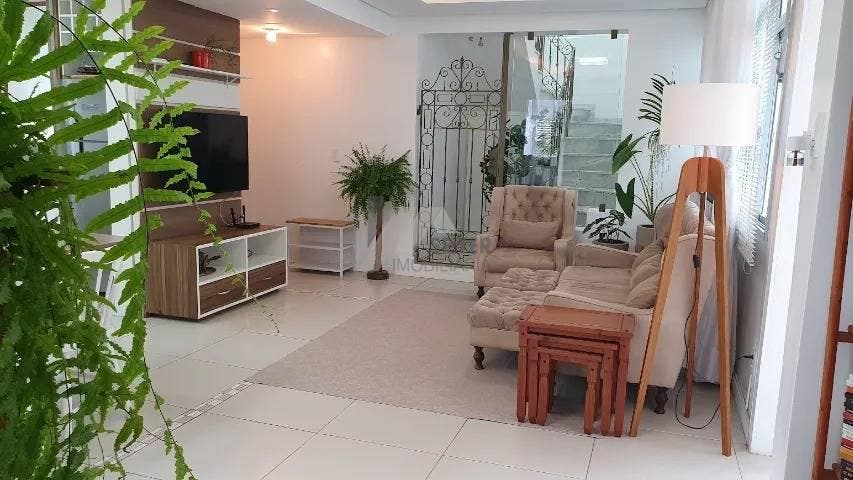 Cobertura Duplex com 3 quartos, Itacorubi - Florianópolis