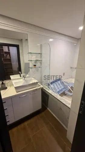 Duplex com 4 Quartos a Venda Centro - Florianópolis