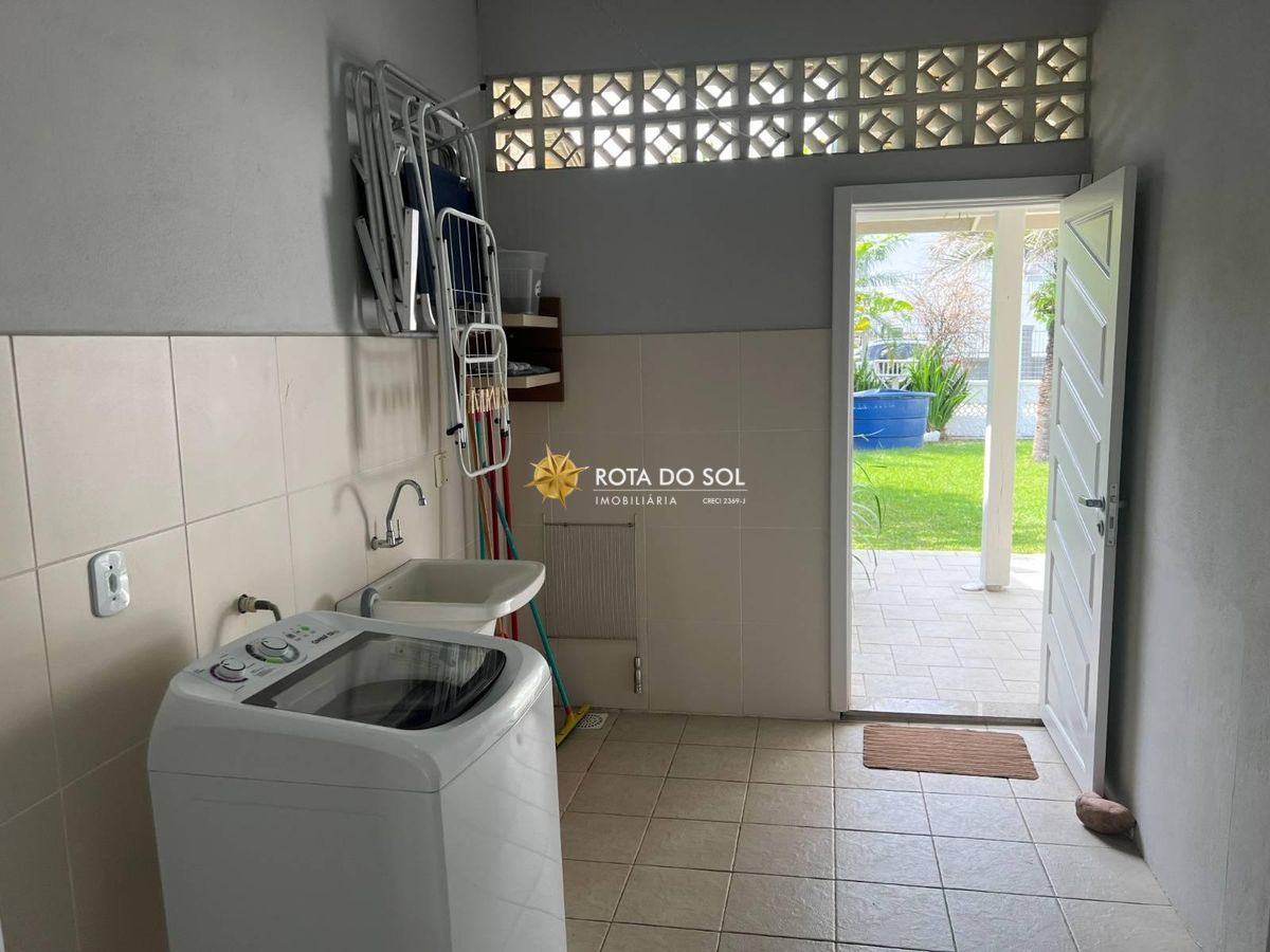 Casa 3 Quartos Próxima ao Mar Praia Bombas Bombinhas SC - 20