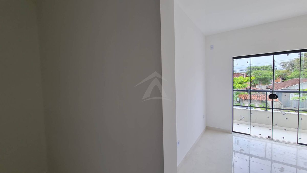 Sobrado, 1 suite + 2 quartos, bal cambiju