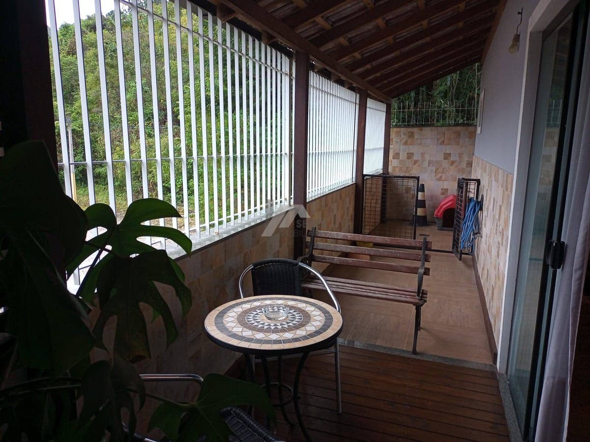 Casa no Jardim Germânia com 4 dormitórios