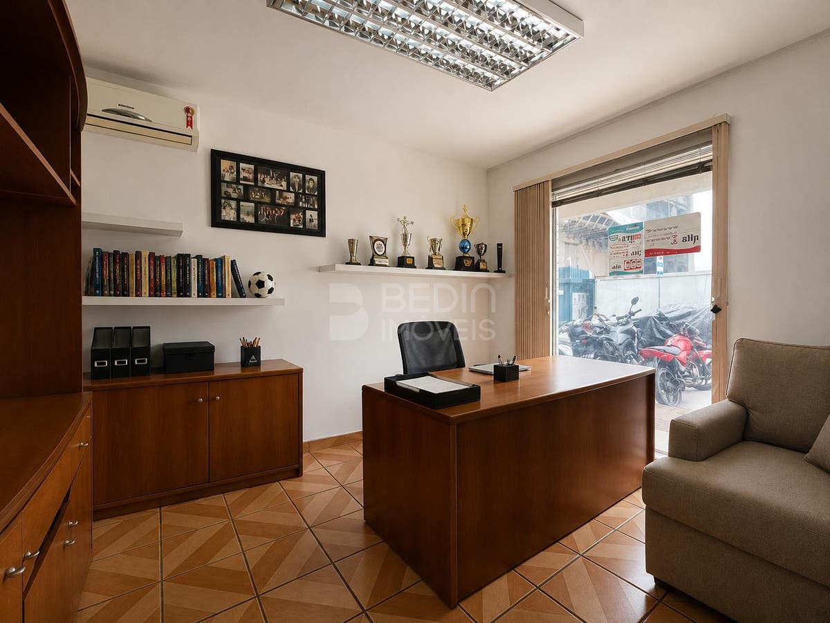 Sala Comercial de 72m² no bairro Centro, em Balneário Camboriú | Eu Corretor