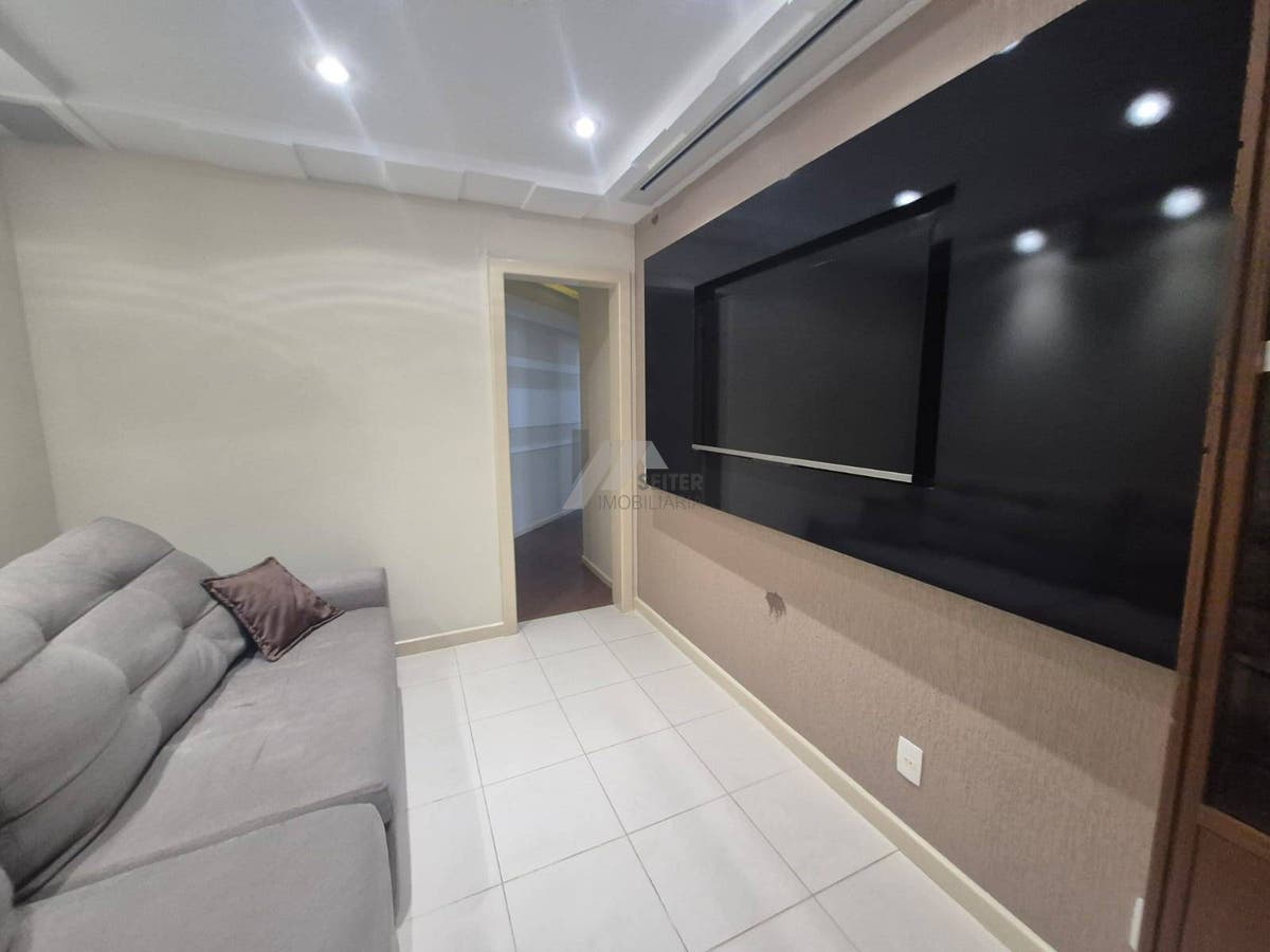 Apartamento com 2 Dormitórios Semimobiliado para Locação no Itacurubi