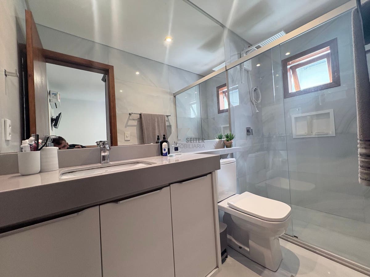 Casa nova a venda Florianopolis Itacorubi