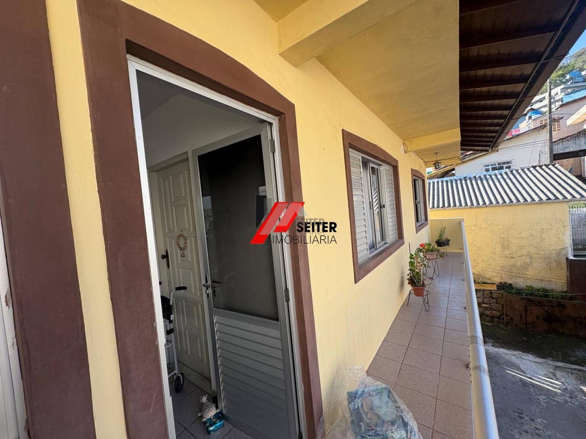 Casa de 3 andares a venda Centro de Florianopolis