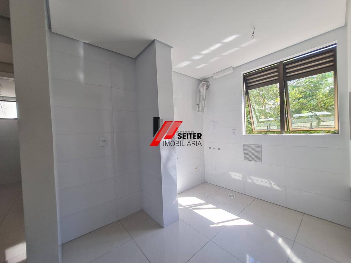 Apartamento com 2 dormitórios na Trindade em Florianópolis