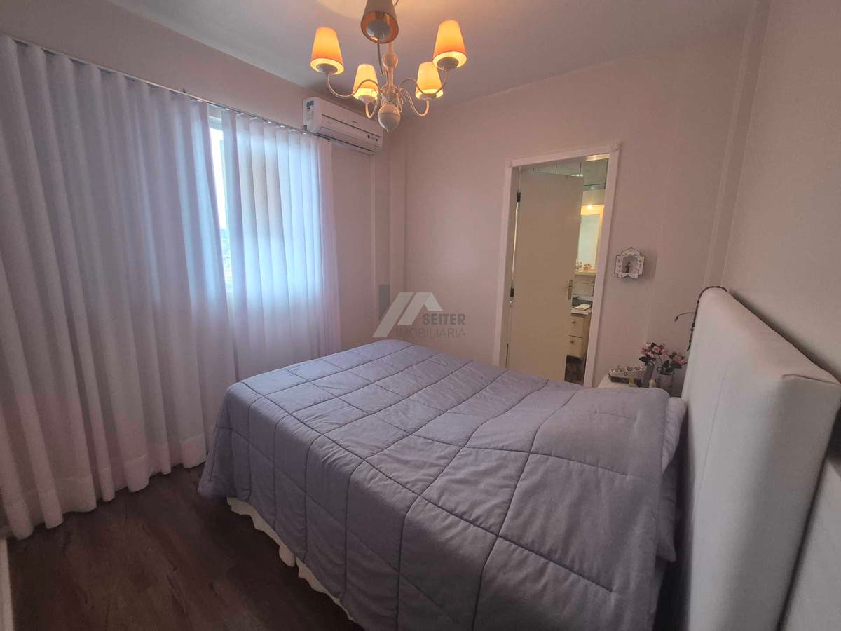 Apartamento de 3 dormitorios para venda no itacorubi