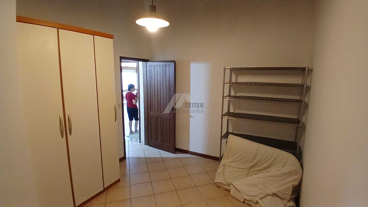 Casa a venda de 4 suites terreno grande Santo Antonio de Lisboa Florianopolis