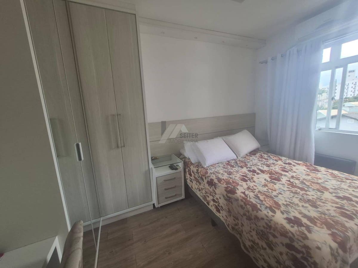 Apartamento com 2 quartos, Carvoeira - Florianópolis