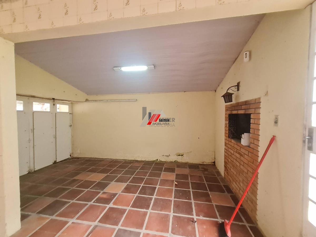 Casa de 3 dormitorios a venda no bairro Capoeiras em Florianopolis