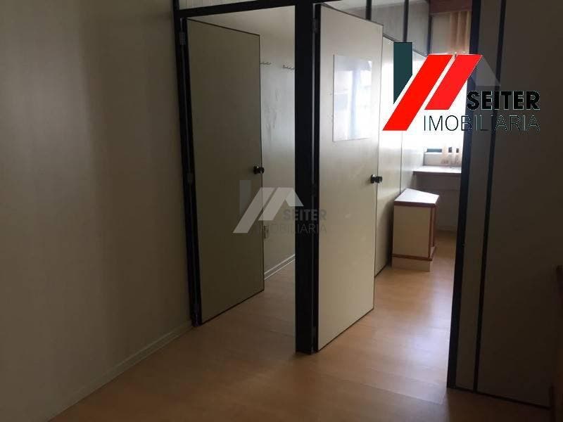 Sala comercial a venda no Centro de florianopolis - foto 6