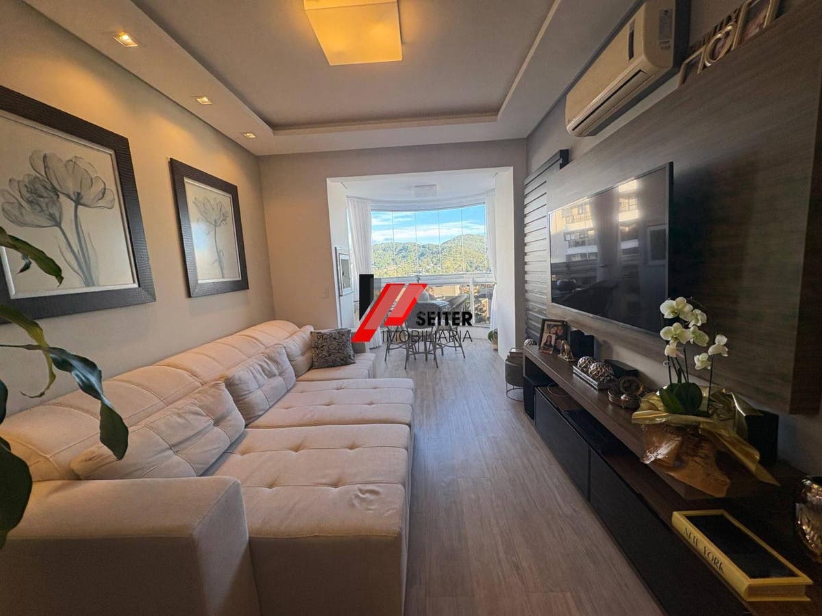 Apartamento á venda Itacorubi Florianópolis.