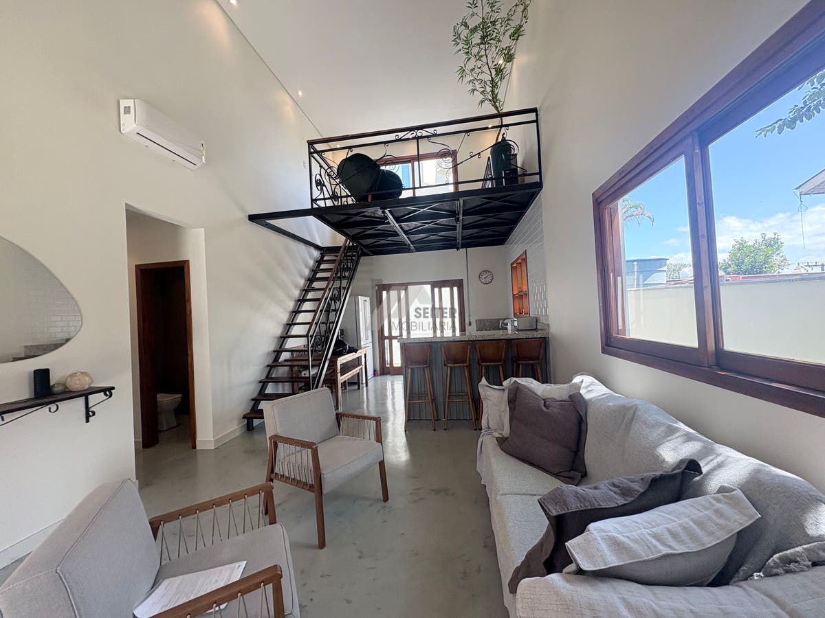 Casa nova a venda Florianopolis Itacorubi