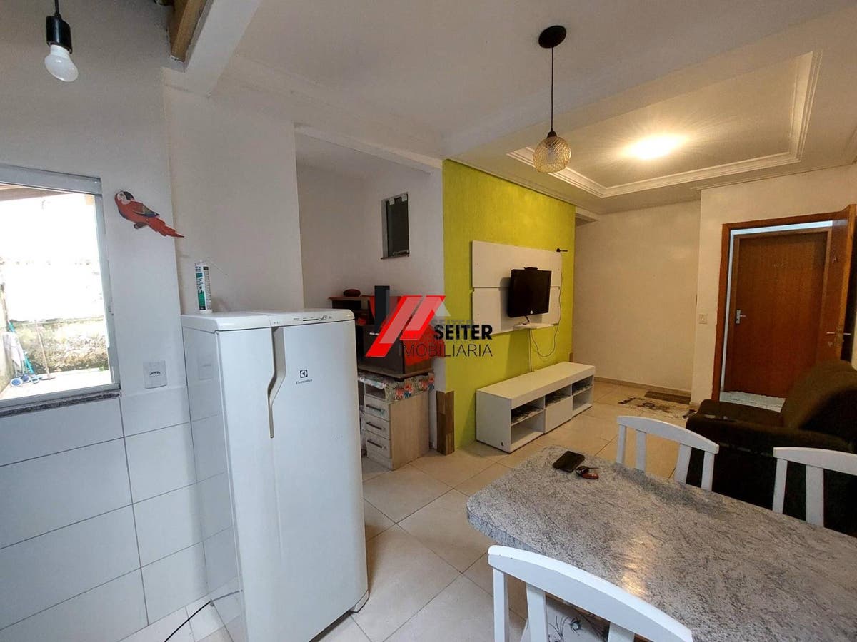 Apartamento 3 dormitorios com suite localizado no Ingleses