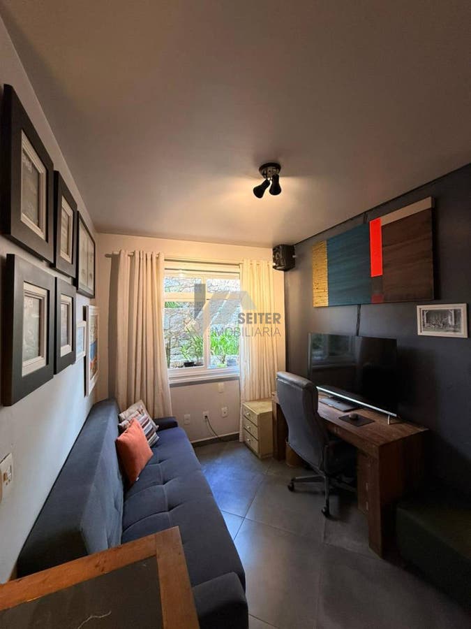 Apartamento com 1 Quarto, Itacorubi - Florianópolis