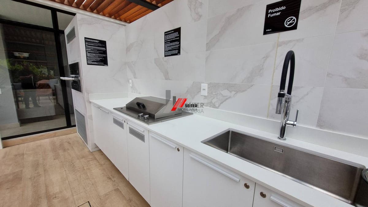 Apartamento a venda córrego grande Florianópolis