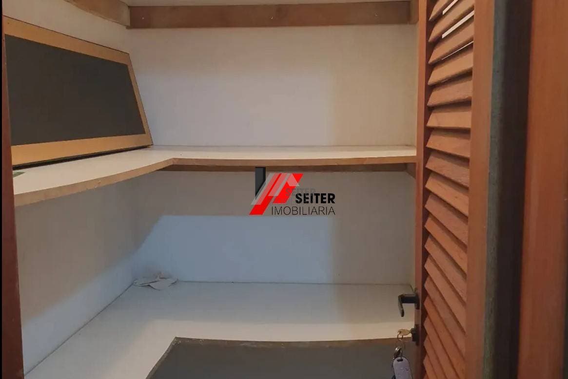 Residencial › Apartamento com 2 dormitórios a Venda no Centro de Florianópolis