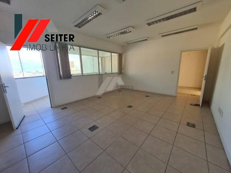 Conjunto de Salas Comerciais a Venda em Florianópolis - foto 27