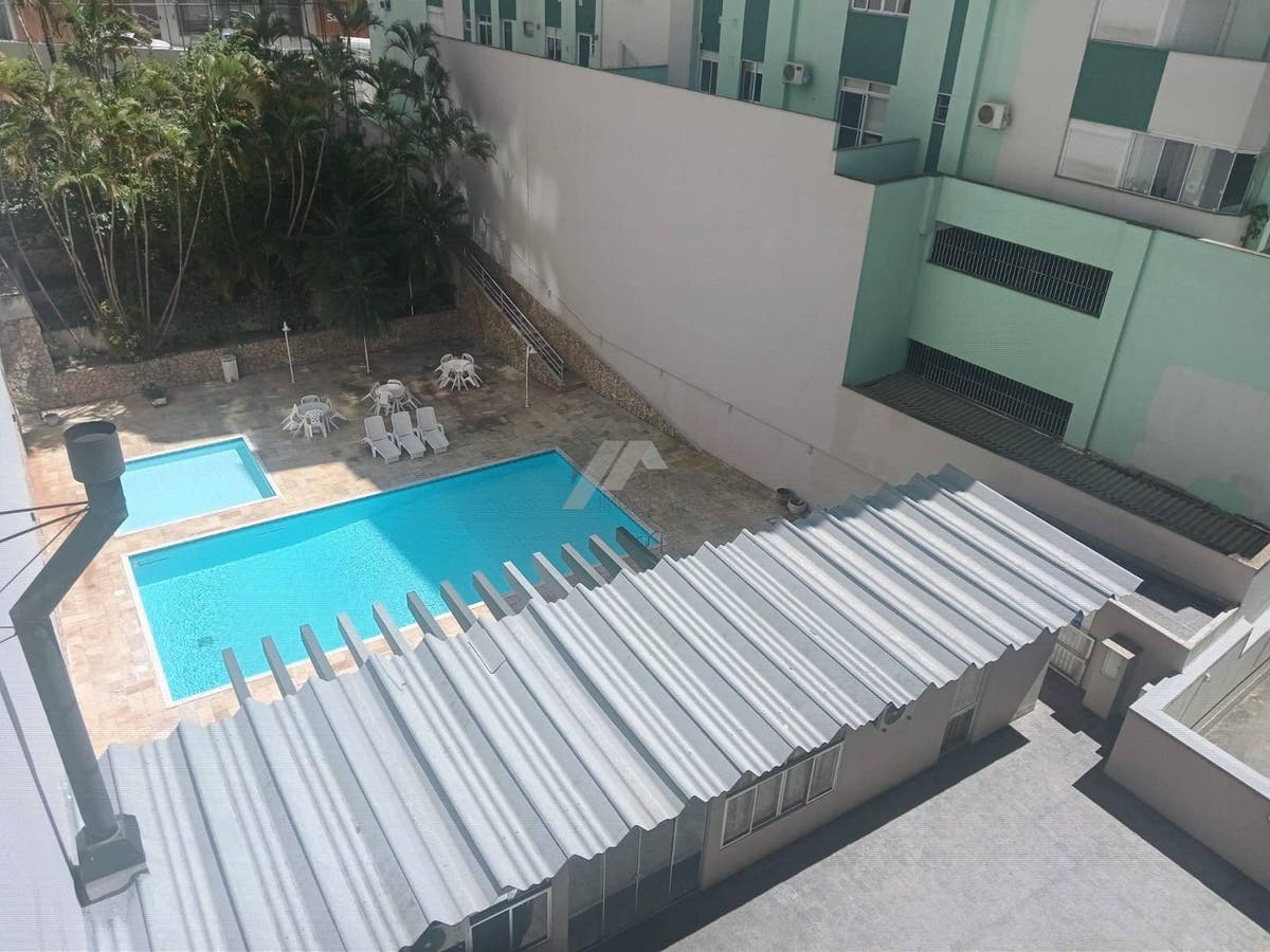 Apartamento 3 quartos para alugar na Av Mauro Ramos