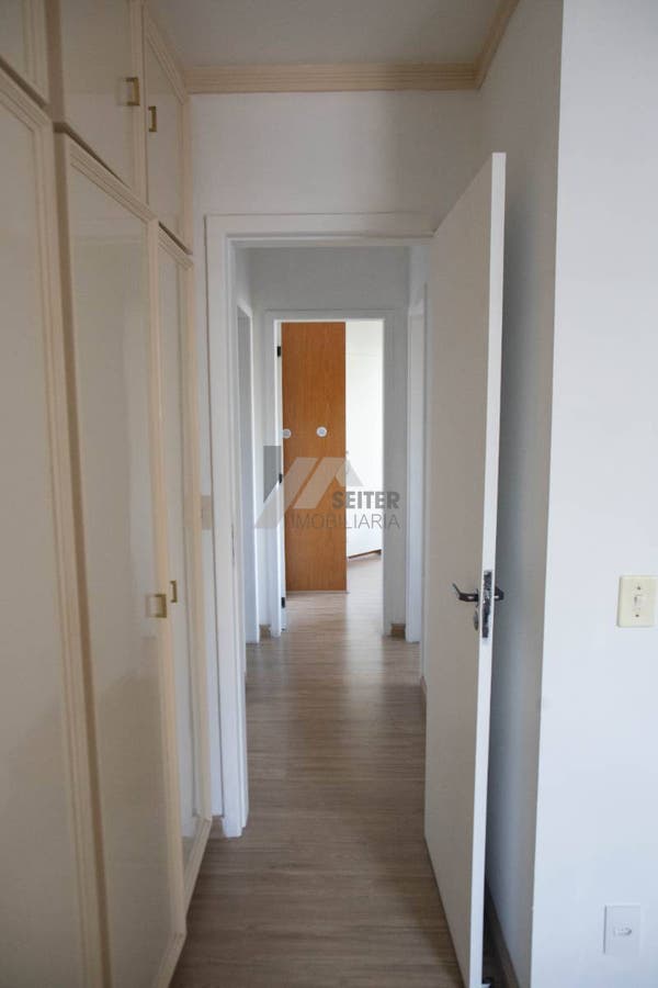 Apartamento com 3 quartos, Centro - Florianópolis