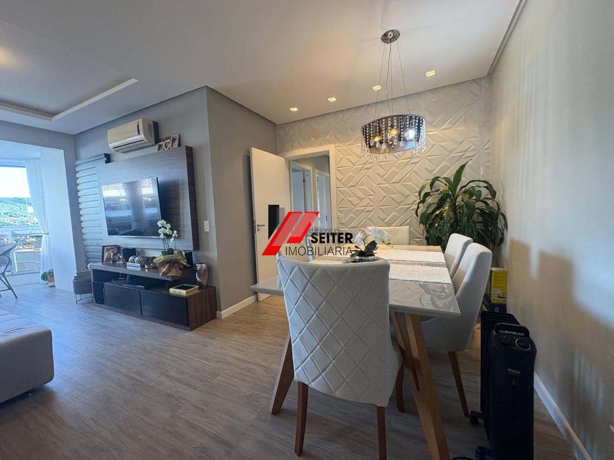Apartamento á venda Itacorubi Florianópolis.