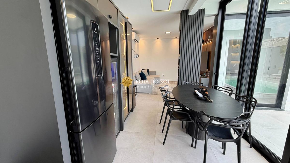 Casa com piscina á venda Praia Zimbros Bombinhas - 28