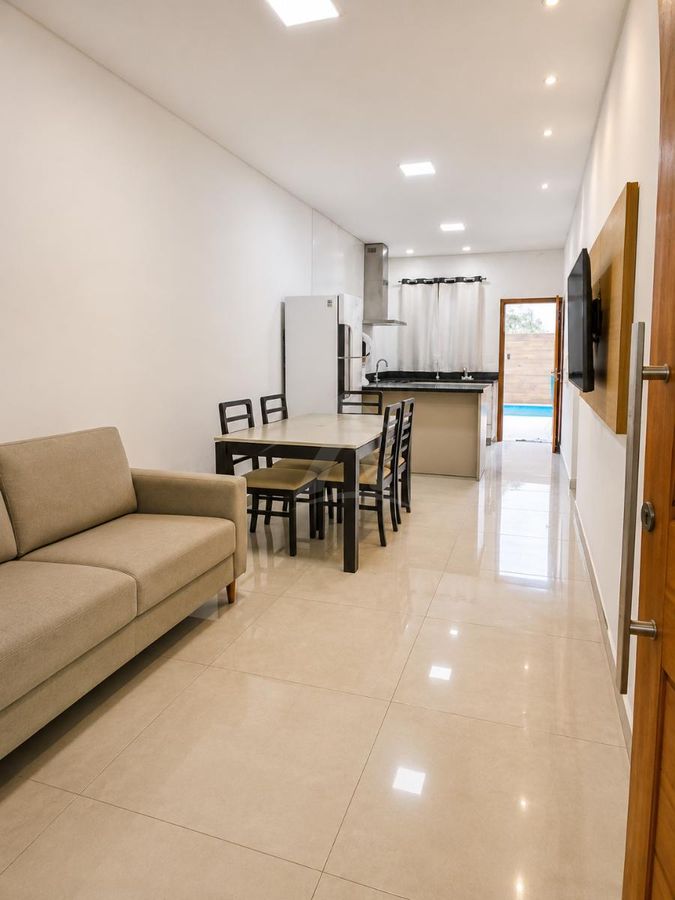 Casa mobiliada, 3 quartos,sendo1 suite com piscina, itapema do norte