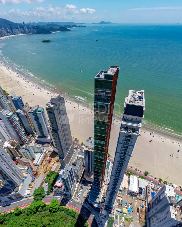 Apartamento de 4 quartos, 232m² no bairro Centro, em Balneário Camboriú | Eu Corretor