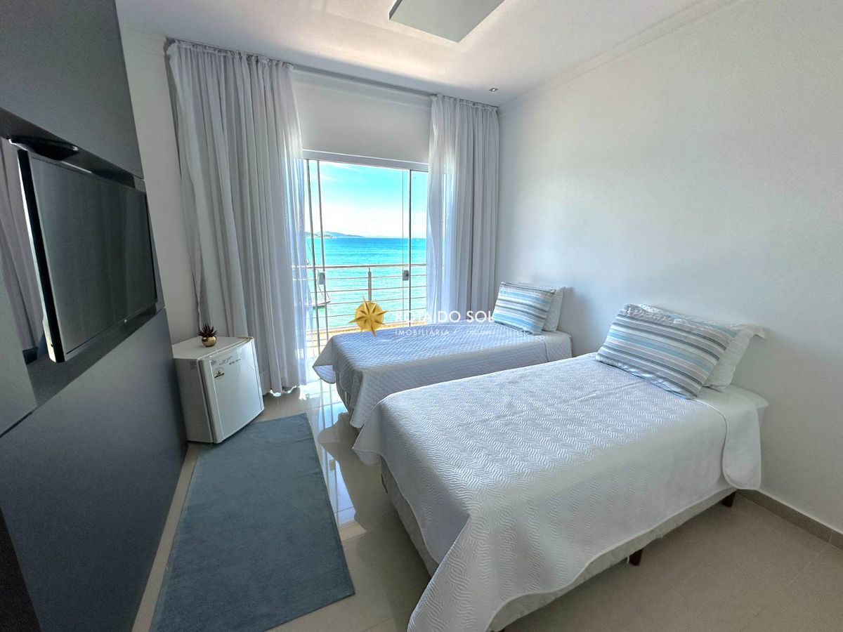 Casa Frente Mar à Venda Praia da Lagoinha Bombinhas SC - 31