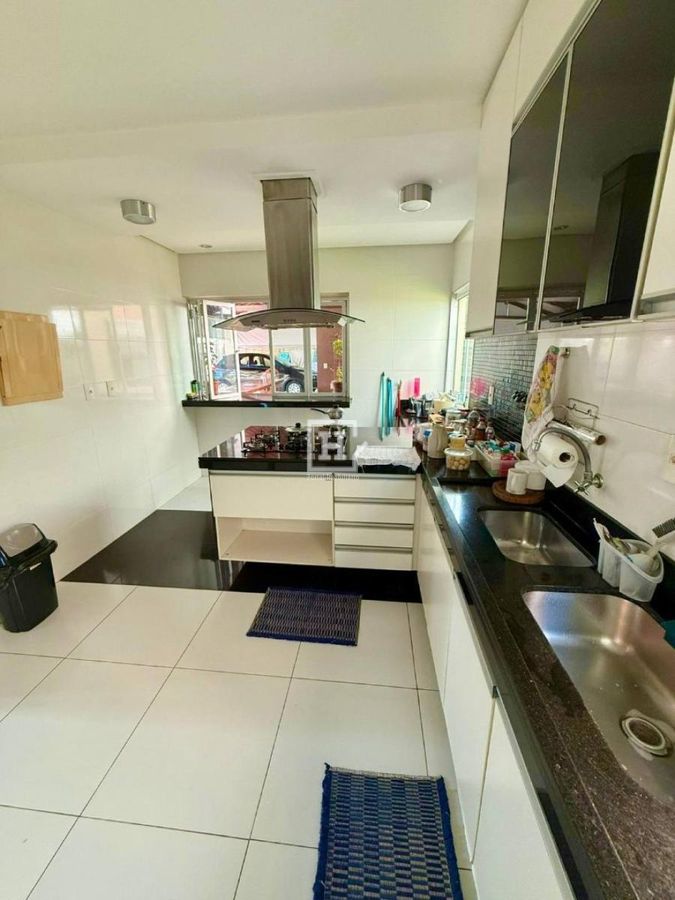 Casa de Condomínio com 4 quartos à Venda - Aracaju