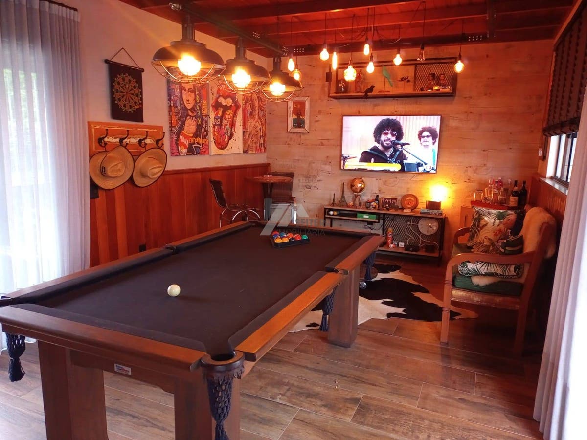 Casa no Jardim Germânia com 4 dormitórios