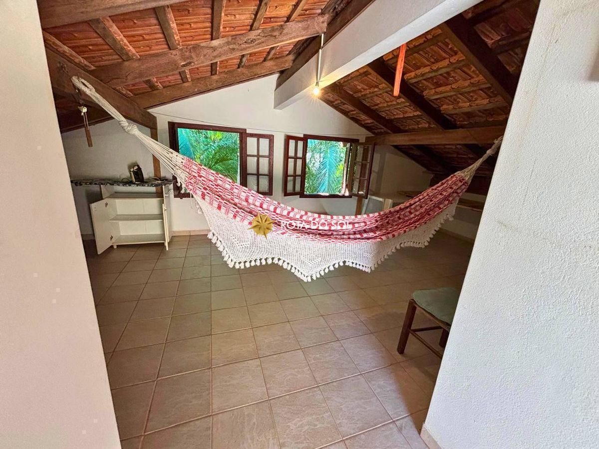 Casa 4 Dormitórios Praia Bombas Bombinhas SC - 19