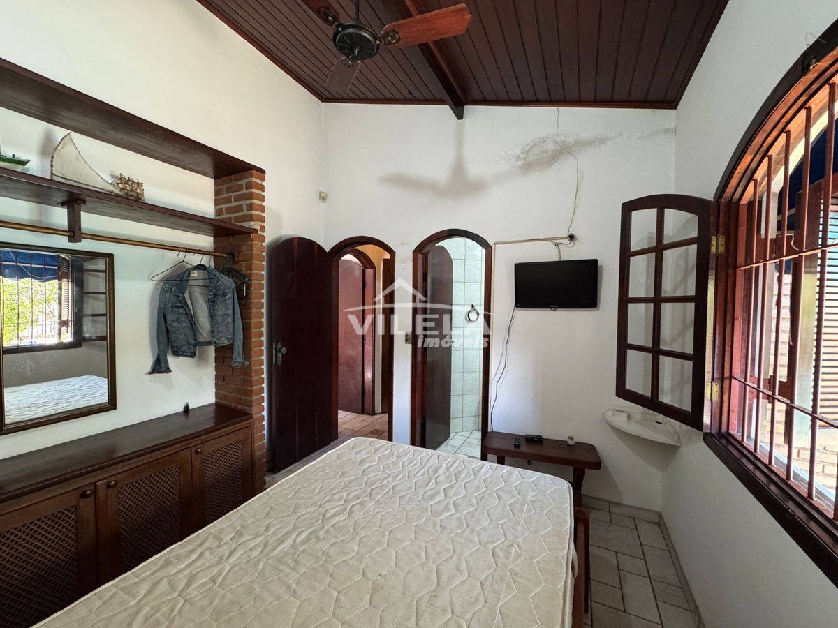 Casa com Piscina-Lado Praia-Bairro Indaiá-Caraguatatuba-Sp