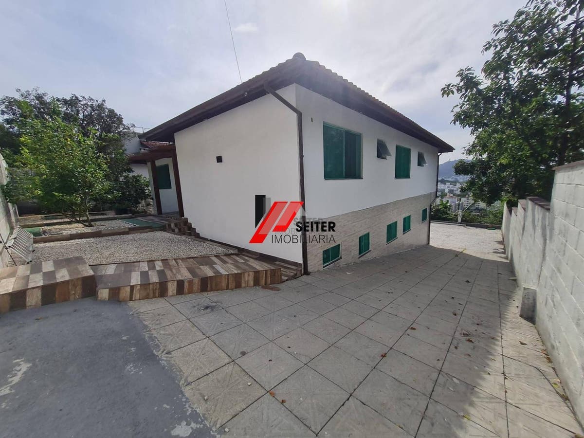 Casa a venda no Córrego Grande Florianópolis