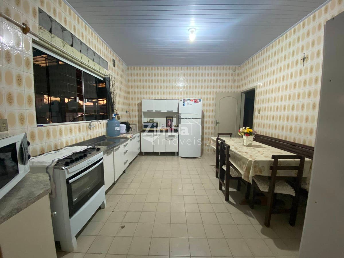 Casa de 5 quartos, 166m² no bairro Nova Brasília, em Imbituba | Eu Corretor