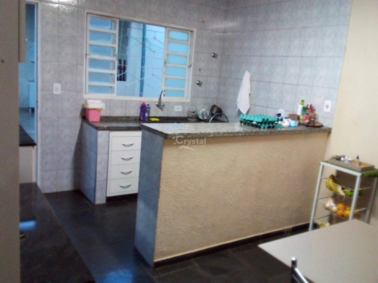 Casa à Venda com 2 Quartos, Churrasqueira e Área de Serviço no Recanto dos Bem-Te-Vis - Avaré. Foto 2