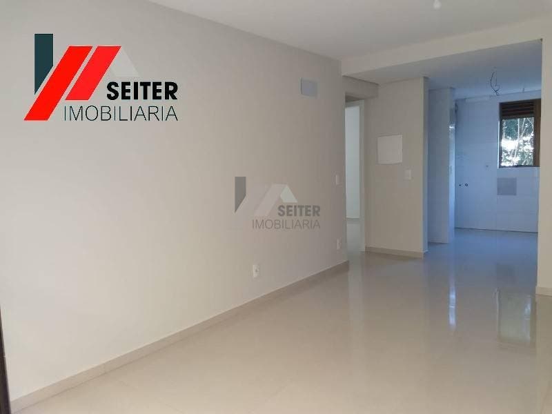 Apartamento com 2 dormitórios na Trindade em Florianópolis