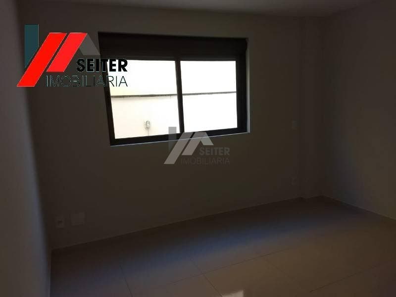 Apartamento com 2 dormitórios na Trindade em Florianópolis