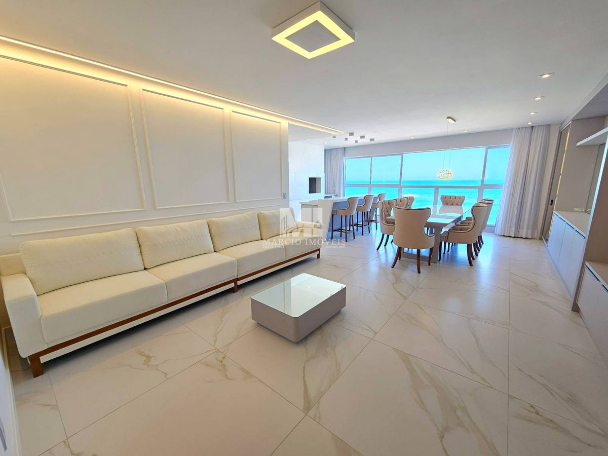 Apartamento frente mar