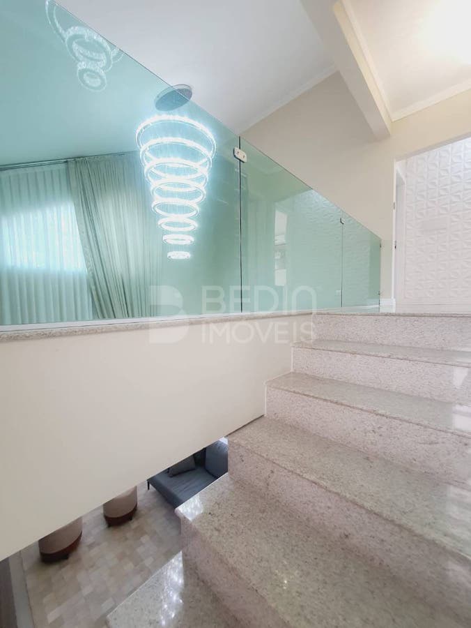 images_65c689fc3144d.jpg