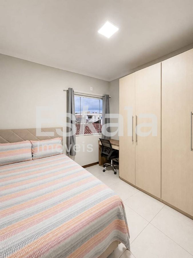 Apartamento Mobiliado com 01 Suíte + 01 Quarto Jaraguá Esquerdo - Jaraguá do Sul